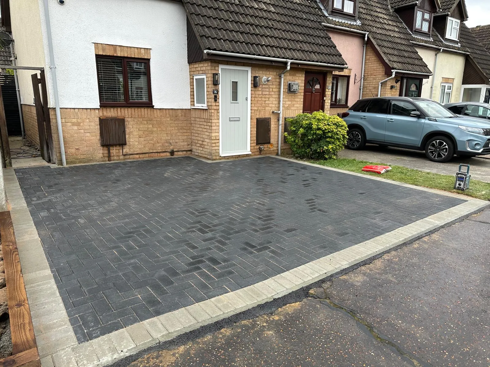 Diamond Pave and Landscaping